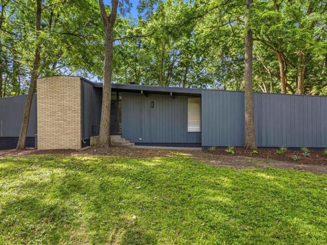 401 E George Huff Drive