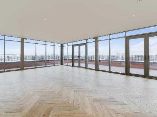 401, Hardy Building NW6 3 bed penthouse to rent £6,700 pcm £1,546 pw