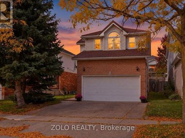 401 Hidden Creek Drive, Kitchener, ON, N2N 3N2 house for sale | Listing ID X13869 | Royal LePage