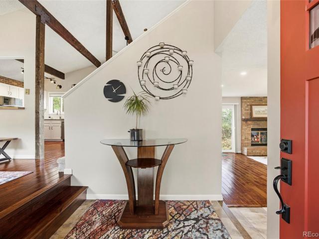 401 Orilla Del Lago