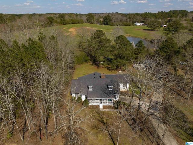 401 Lakeshore Lane