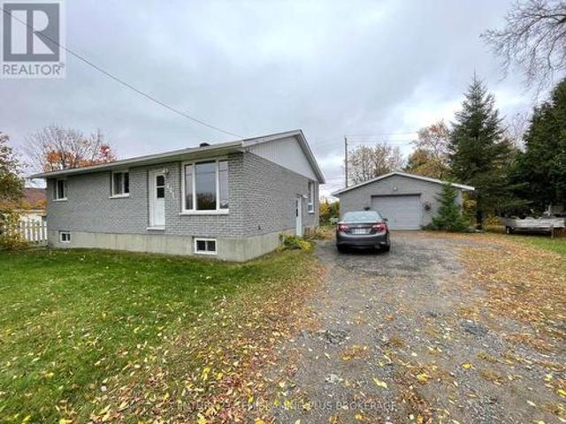 401 Lakeview Avenue S, Temiskaming Shores Haileybury, ON, P0J 1R0 house for sale | Listing ID T14080 | Royal LePage