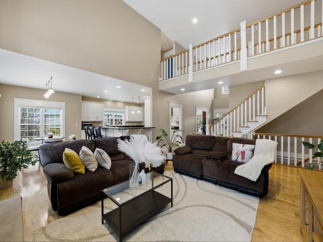 401 Lakewood Ct