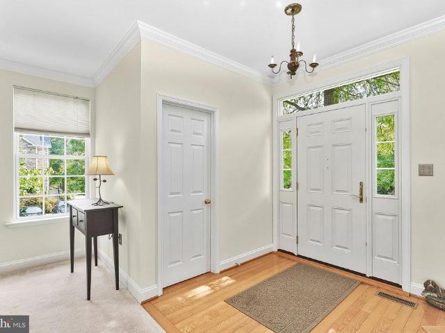 401 Leeds Ridge Court