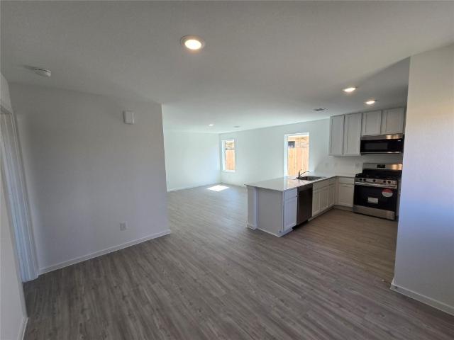 401 Monarch Trl, Huntsville, TX 77340 | MLS #40167
