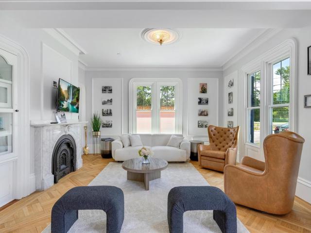 401 Main Street 101
