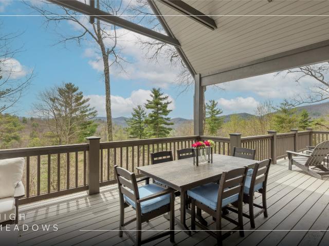 401 Meadowcrest Drive