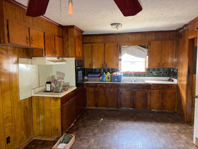 401 N Bradford Ave