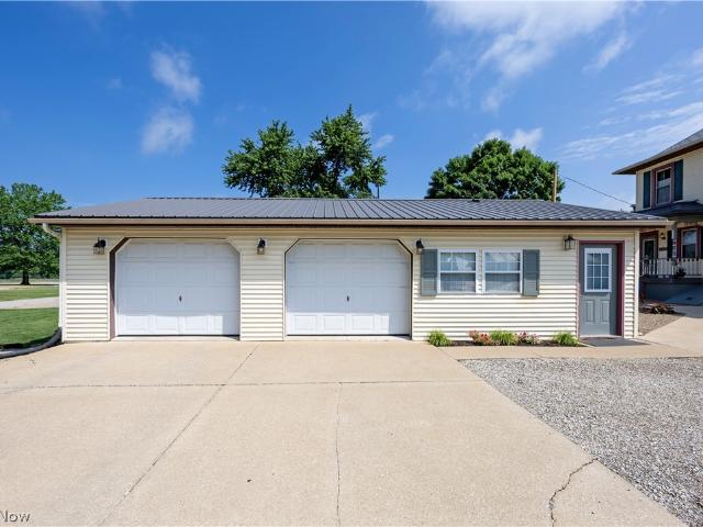 401 N Mount Vernon Avenue