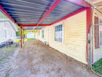 401 S 30th St, Corsicana, TX 75110 | MLS #21222