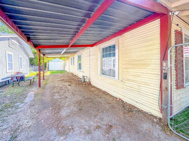 401 S 30th St, Corsicana, TX 75110 | MLS #21222