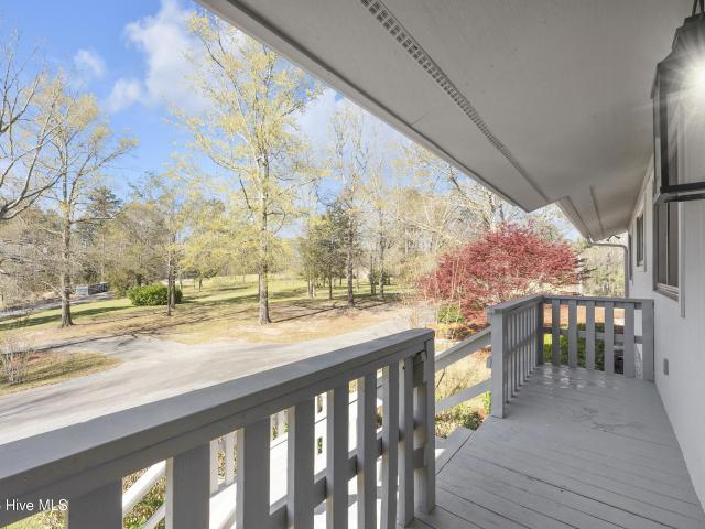 401 S Lake Drive