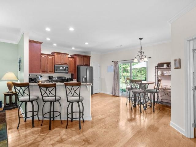 401 Shellbank Dr