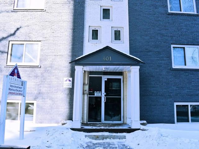 401 Stradbrook