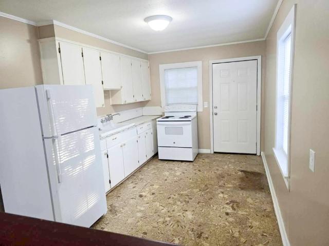 401 Pleasant Rd