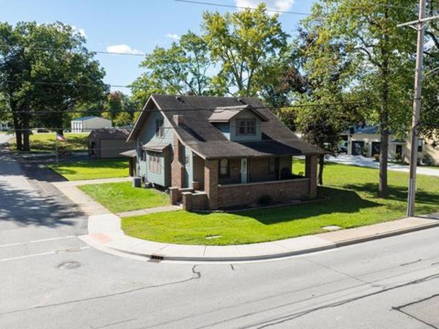401 W Talmer Ave, North Judson, IN 46366