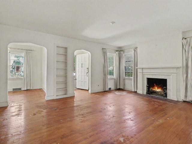 401 W Keech Avenue