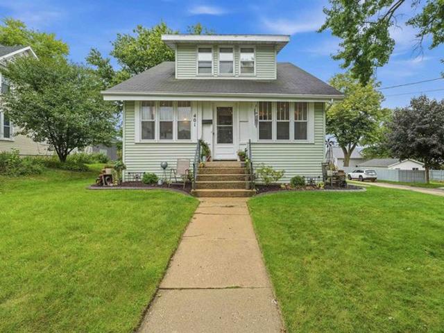 401 York St, Beaver Dam, WI 53916