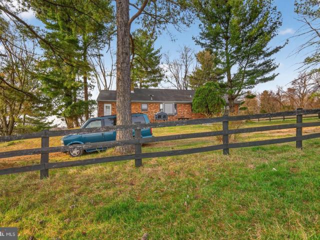 40246 Thomas Mill Rd, Leesburg, VA 20175 | MLS #VALO2118