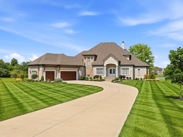 4025 Lochview Court