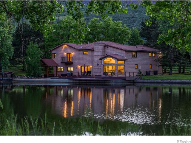 4025 Spruce Drive