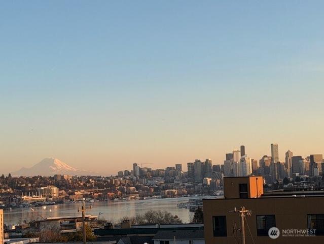 4020 Aurora Ave N, Unit 403, Seattle, WA 98103 | MLS #2486