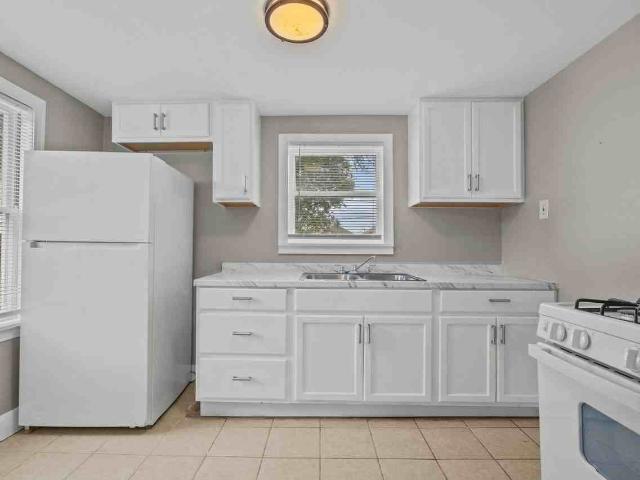 4020 Ave O 1/2 2 Bedroom Apartment for Rent at 4020 Avenue O 1/2, Galveston, TX 77550 Lasker Park