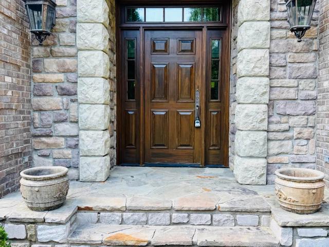 4020 Greystone Drive
