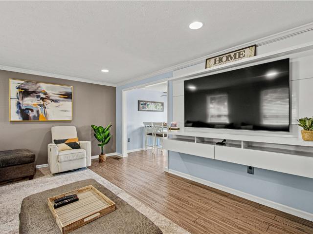 4020 Hancock Dr