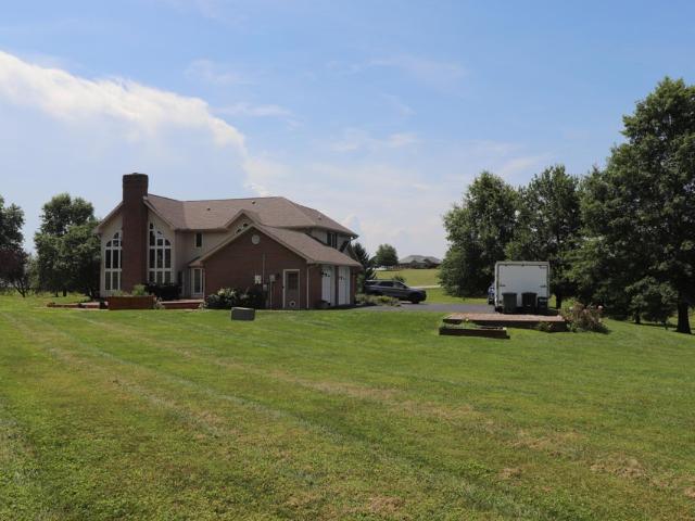 4020 Stapleton Acres