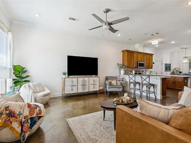 40219 Crestwood Lane