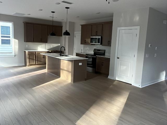4021 Gaskill Dr