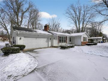 4021 Triwood Road