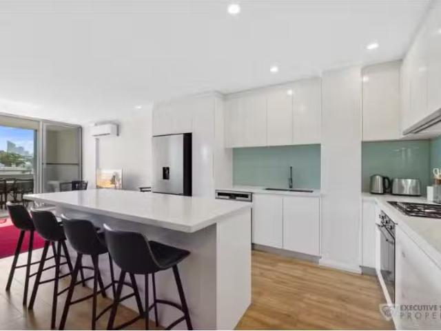 402/1 3 Larkin Street, Camperdown Apartment for rent Listed b.