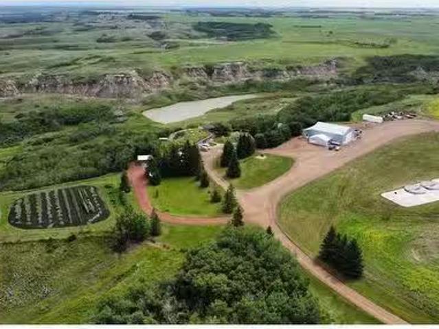 40223 Range Road 153, Rural Paintearth No. 18, County Of, AB.