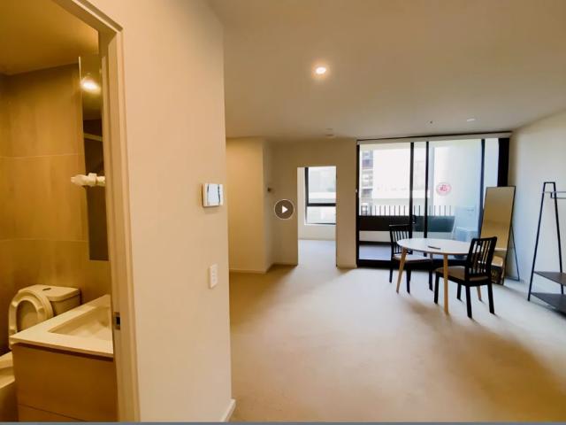 402/2 cauflied boulevard, Melbourne