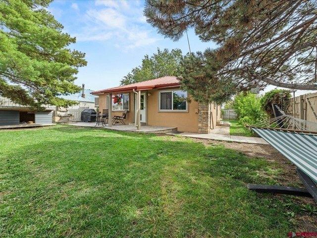 402 1st St, Olathe, CO 81425