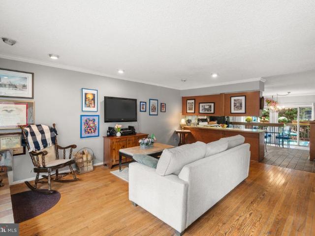 402 Cannon Court # 402