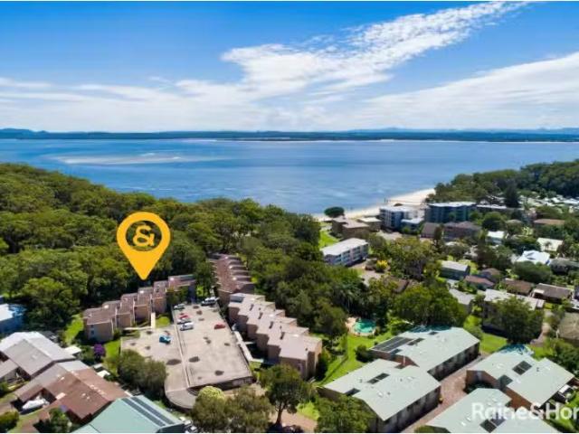 40/2 Gowrie Avenue, NELSON BAY Townhouse for rent Listed by M.