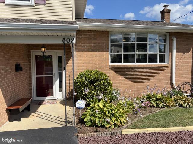 402 Grosstown Road