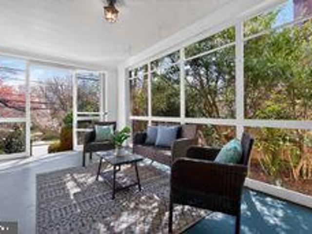 402 Dale Drive