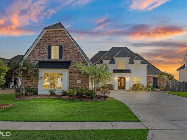 402 Erie Cir, Bossier City, LA 71111 | MLS #21087