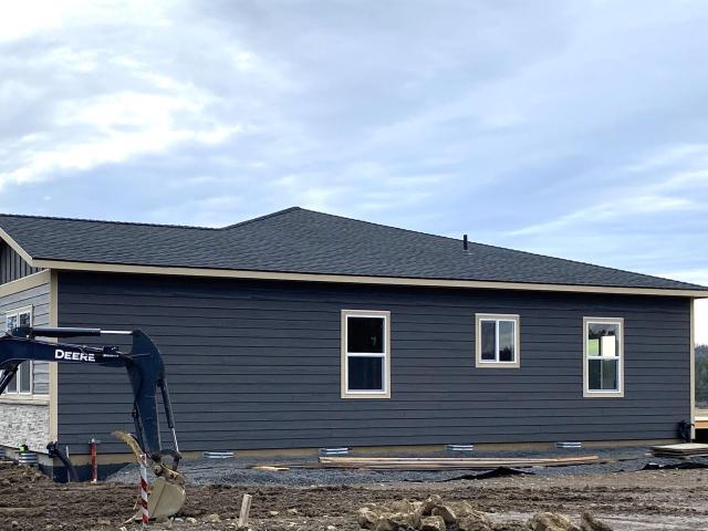402 Highline Lane