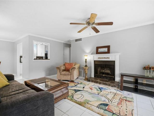 402 Olde Mill Lane 402