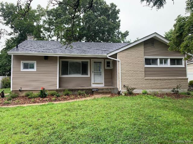 402 Leslie Ln, Uniondale, NY 11553 | MLS #1012