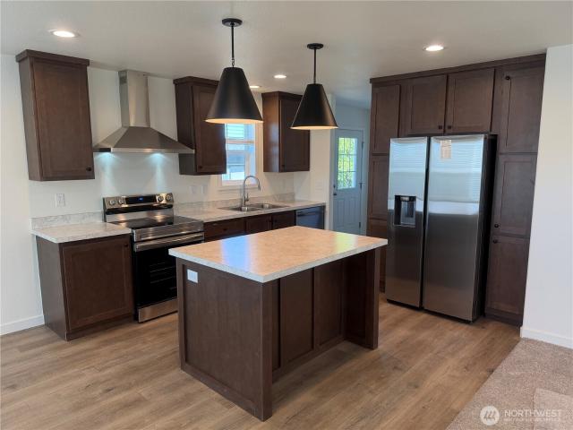 402 Maple Avenue # 10