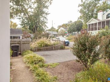 402 NE 13Th St