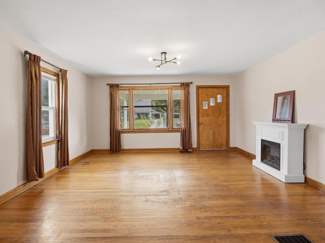 402 S Walnut Street