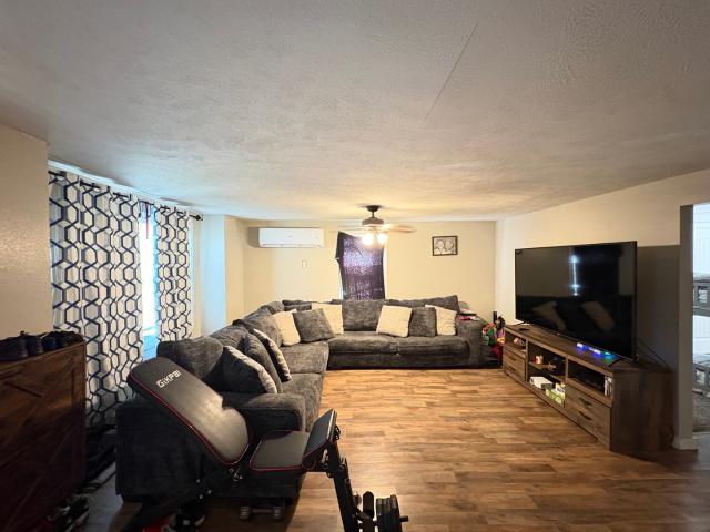 402 S Elm Street