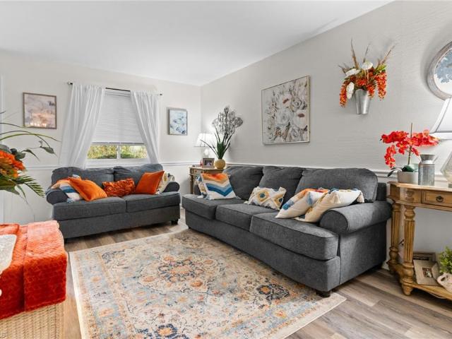 402 S Renfro Street #4